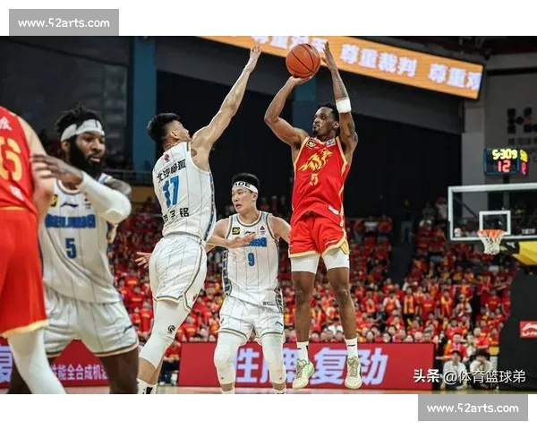 辽宁三冠锋将转投山东!场均 23+5 助力新东家,徐杰陷举报风波引争议 辽宁三冠锋将转投山东!场均 23+5 助力新东家,徐杰陷举报风波引争议